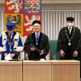Prague University of Economics and Business Awarded Honorary Doctorate to Robert S. Kaplan, Expert in Strategic Management